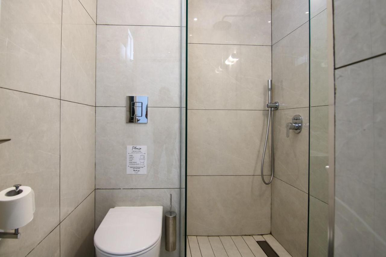 Phaedrus Living - Seaside Luxury Flat Harbour 104 Appartement Paphos Buitenkant foto